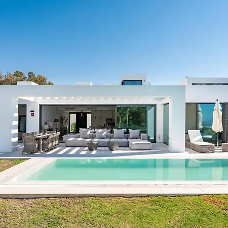 Villa Lujosa Con Vistas Al Mar Marbella