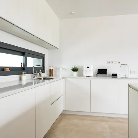 Lujosa Con Vistas Al Mar Villa