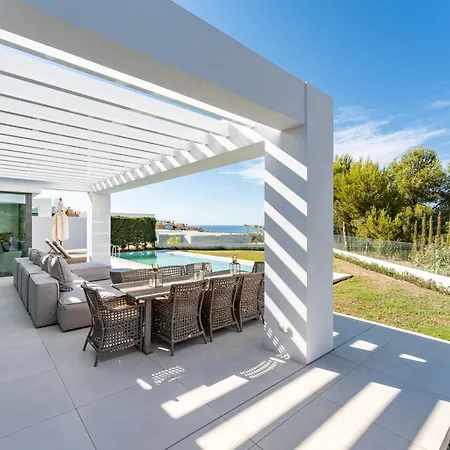 Lujosa Con Vistas Al Mar *