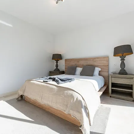 Lujosa Con Vistas Al Mar *