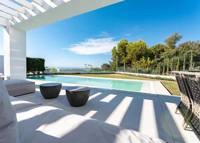 Villa Lujosa Con Vistas Al Mar Marbella