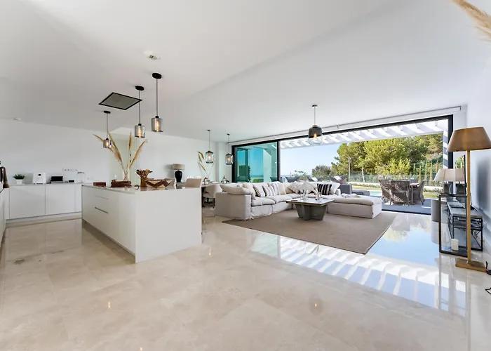 Villa Lujosa Con Vistas Al Mar Marbella